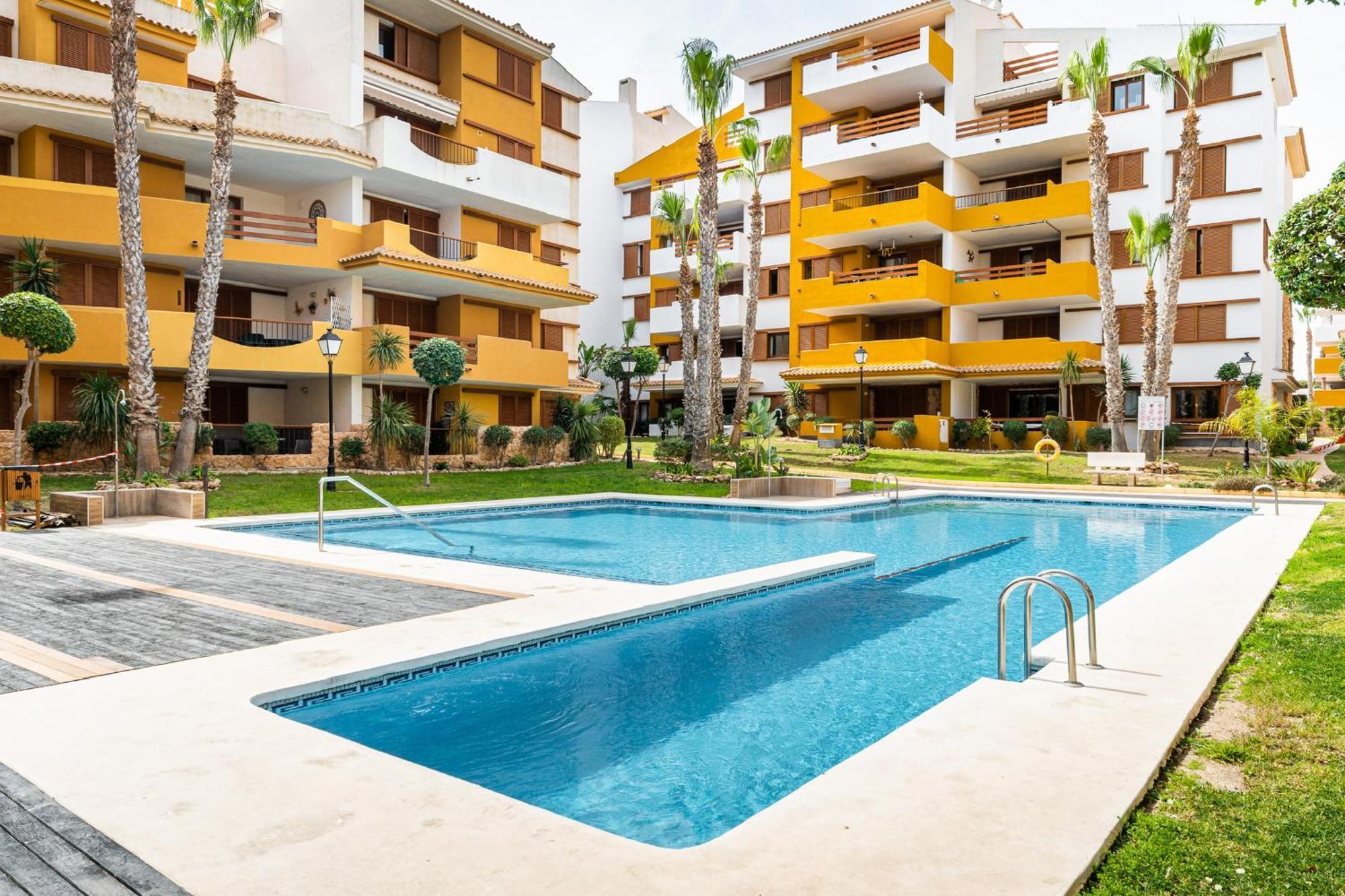 Tornado Apartamento Sunrise Torrevieja Exteriör bild