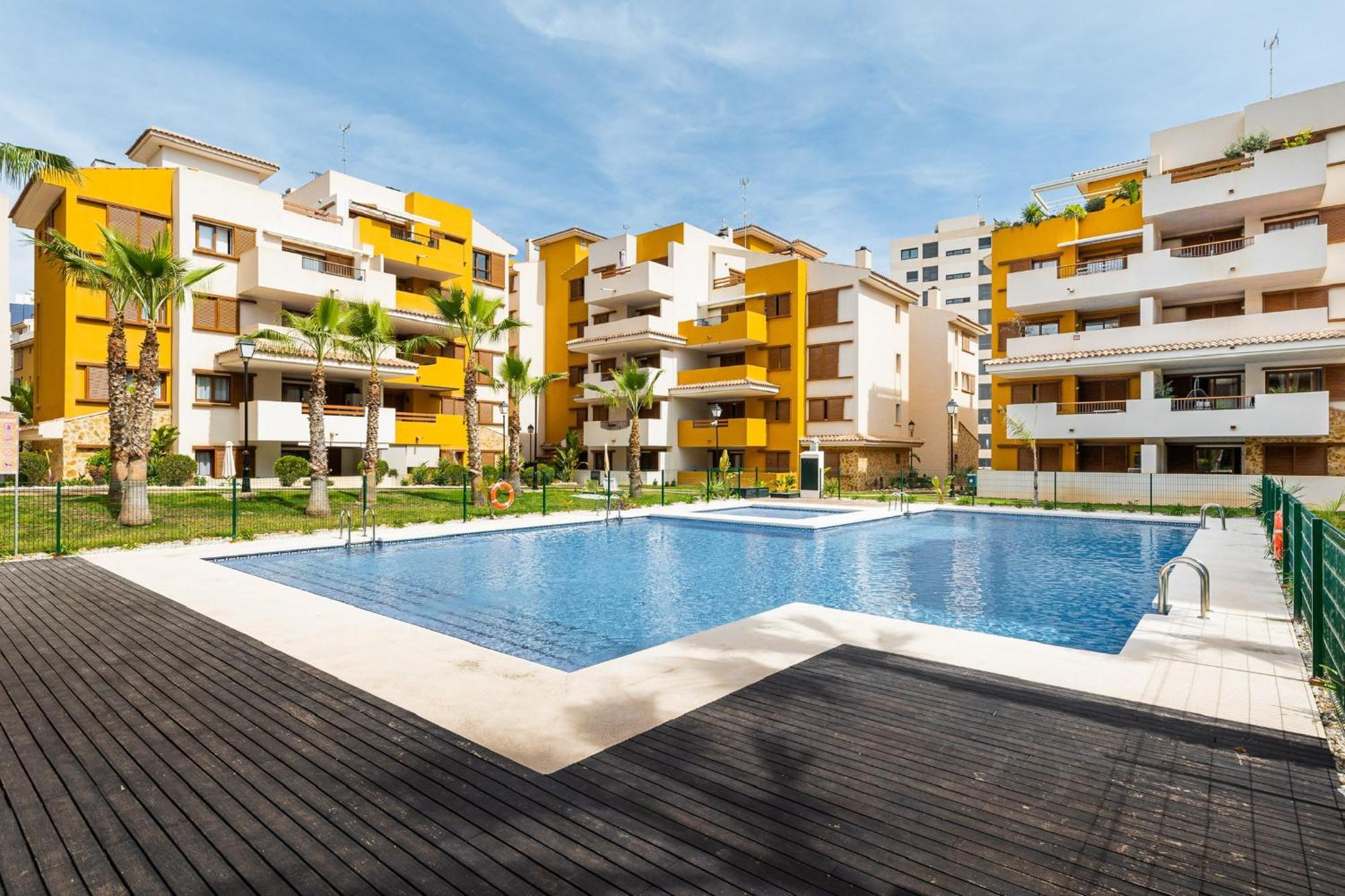Tornado Apartamento Sunrise Torrevieja Exteriör bild